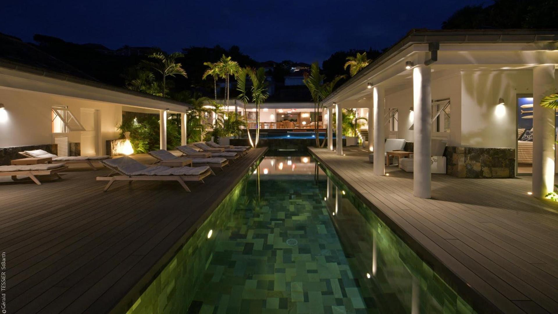 Modern Villa With Two Swimming Pools Petit Cul-de-Sac Екстер'єр фото