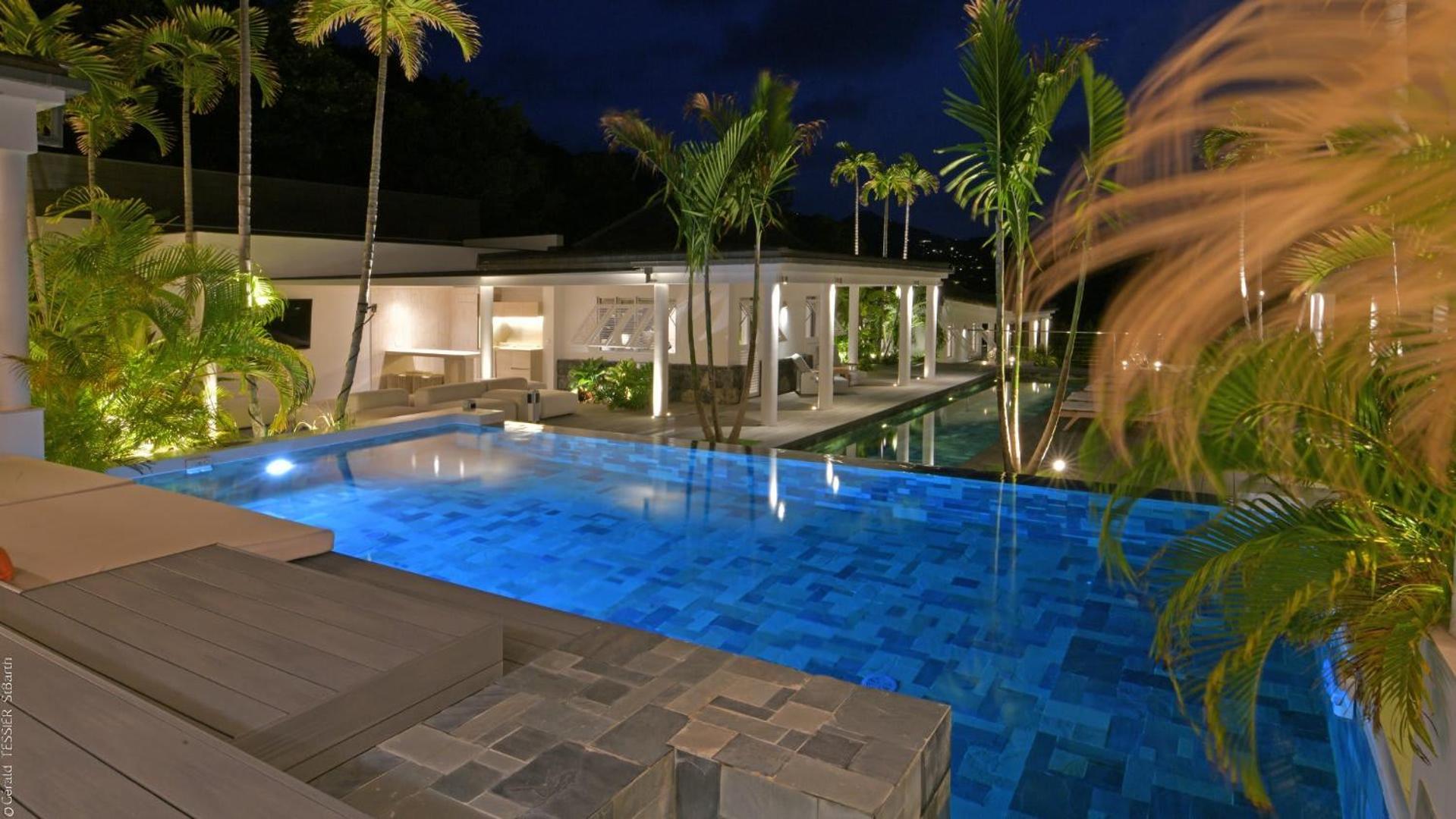 Modern Villa With Two Swimming Pools Petit Cul-de-Sac Екстер'єр фото