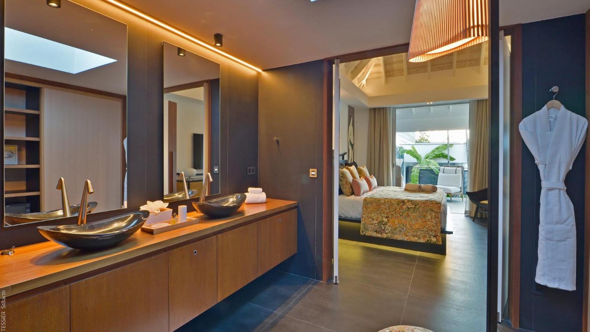 Modern Villa With Two Swimming Pools Petit Cul-de-Sac Екстер'єр фото